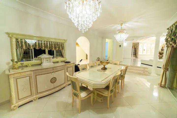 Villa Millesime Ле-Франсуа Экстерьер фото